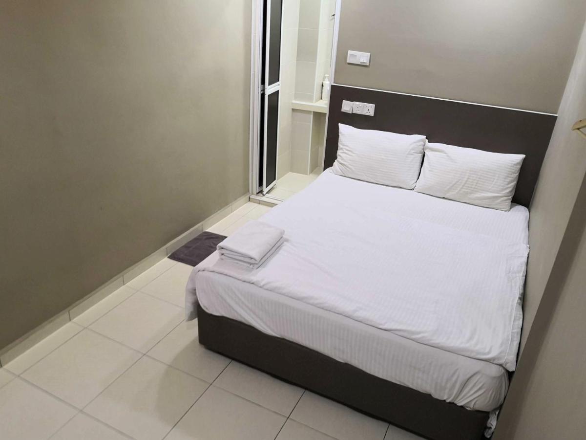Tropika Garden Hotel Kulai Johor Bahru Bagian luar foto