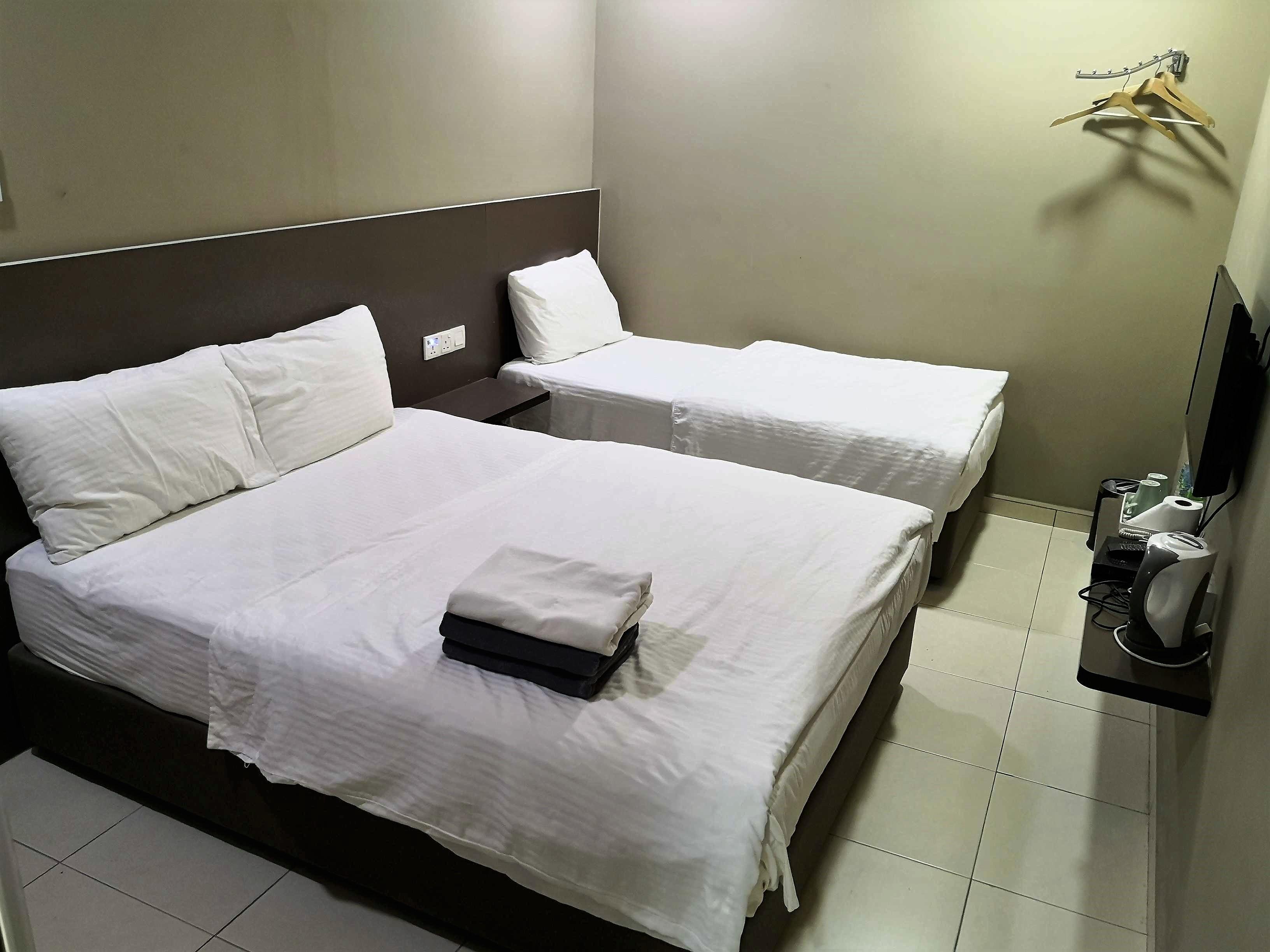 Tropika Garden Hotel Kulai Johor Bahru Bagian luar foto