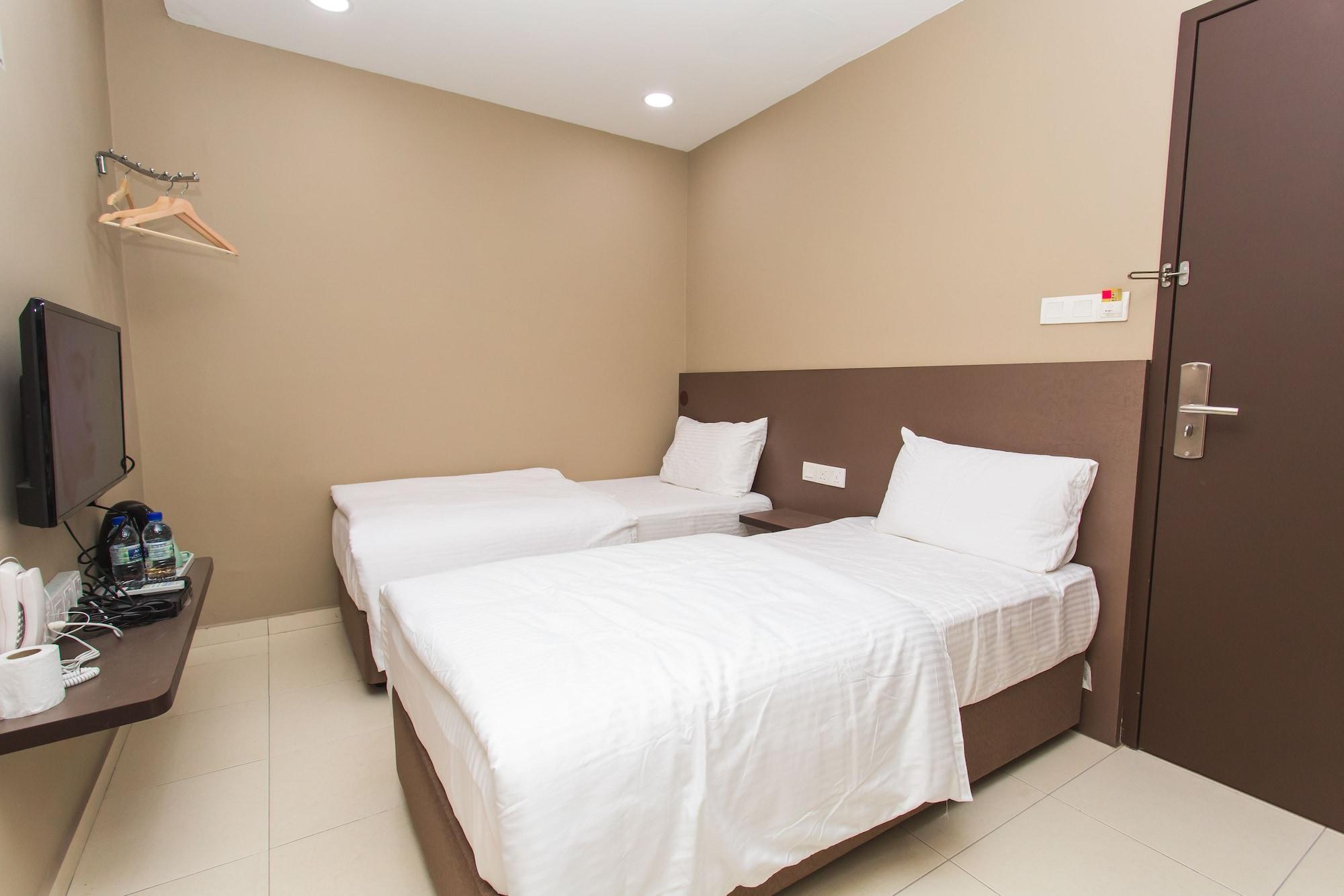 Tropika Garden Hotel Kulai Johor Bahru Bagian luar foto